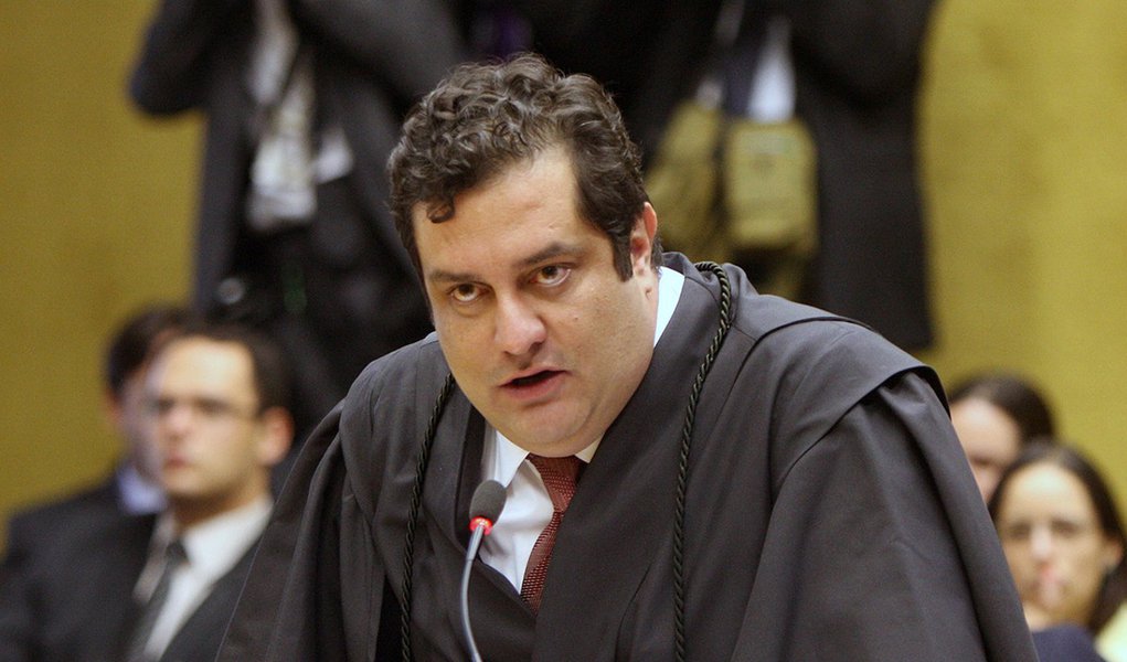 advogado Luiz Fernando PAcheco (Foto: Aquiles Lins) advogado Luiz Fernando PAcheco