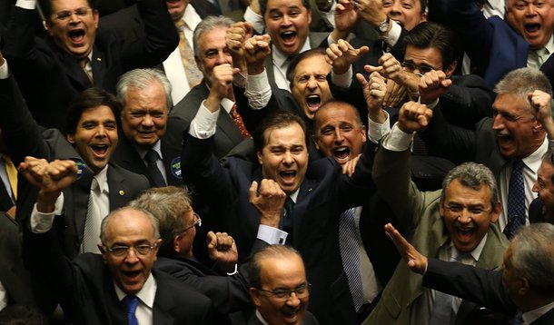 Brasília - O deputado Rodrigo Maia (DEM-RJ) foi eleito presidente da Câmara dos Deputados, com 285 votos. (Fabio Rodrigues Pozzebom/Agência Brasil) (Foto: Luiz Alberto Gómez de Souza) Brasília - O deputado Rodrigo Maia (DEM-RJ) foi eleito presidente da Câmara dos Deputados, com 285 votos. (Fabio Rodrigues Pozzebom/Agência Brasil)