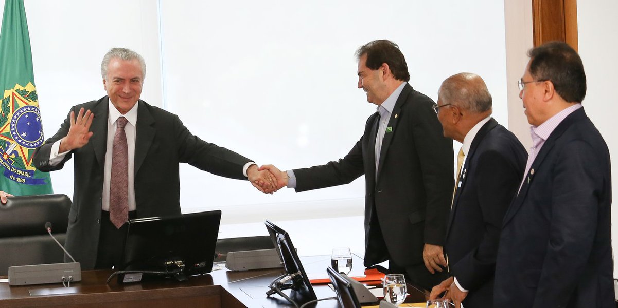 Brasília- DF 16-05-2016 Presidente interino, Michel Temer durante reunião com Centrais Sindicais e Ministros da Fazenda, Henrique Meirelles, do Trabalho, Ronaldo Nogueira e da Casa Civil, Eliseu Padilha Palácio do Planalto Foto Lula Marques/Agência PT (Foto: Paulo Emílio) Brasília- DF 16-05-2016 Presidente interino, Michel Temer durante reunião com Centrais Sindicais e Ministros da Fazenda, Henrique Meirelles, do Trabalho, Ronaldo Nogueira e da Casa Civil, Eliseu Padilha Palácio do Planalto Foto Lula Marques/Agência PT