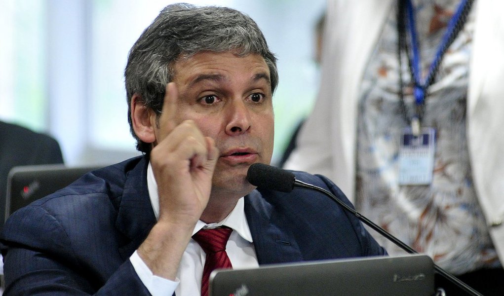 Lindbergh Farias (Foto: Giuliana Miranda) Lindbergh Farias