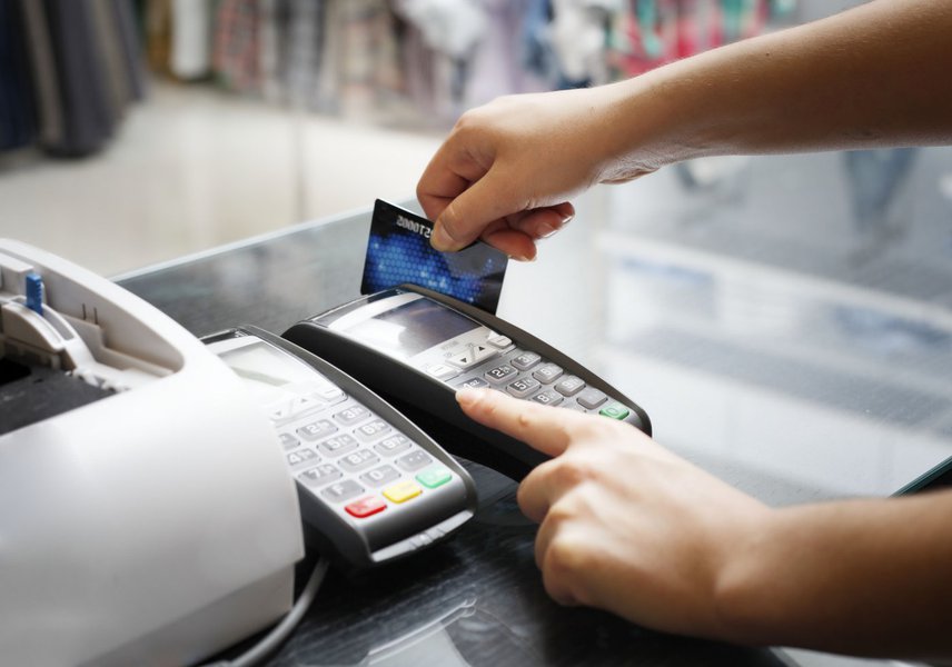 Credit card device (Foto: Romulo Faro) Credit card device