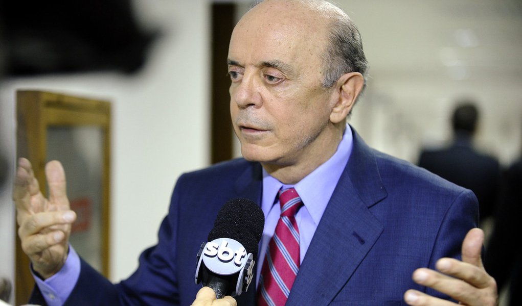 Senador José Serra (PSDB-SP) concede entrevista. Foto: Marcos Oliveira/Agência Senado (Foto: Emir Sader) Senador José Serra (PSDB-SP) concede entrevista. Foto: Marcos Oliveira/Agência Senado