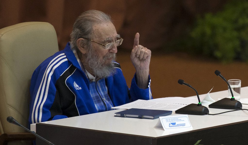 Havana- Cuba- 19/04/2016- Fidel Castro asiste a la Clausura del VII Congreso del Partido. Foto: Ismael Francisco/ Cubadebate (Foto: Paulo Emílio) Havana- Cuba- 19/04/2016- Fidel Castro asiste a la Clausura del VII Congreso del Partido. Foto: Ismael Francisco/ Cubadebate