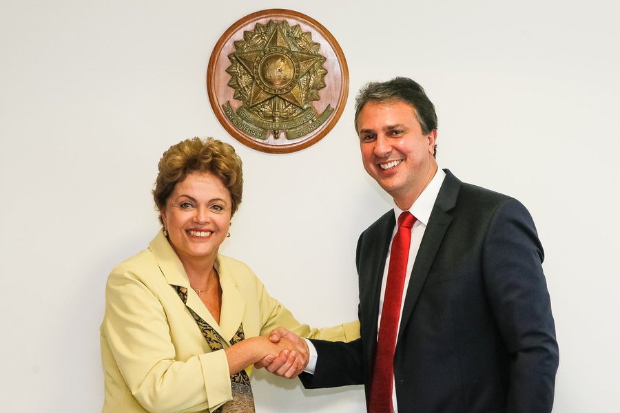 Brasília - DF, 20/05/2015. Presidenta Dilma Rousseff recebe Camilo Santana, Governador do estado do Ceará. Foto: Roberto Stuckert Filho/PR. (Foto: Fatima 247) Brasília - DF, 20/05/2015. Presidenta Dilma Rousseff recebe Camilo Santana, Governador do estado do Ceará. Foto: Roberto Stuckert Filho/PR.