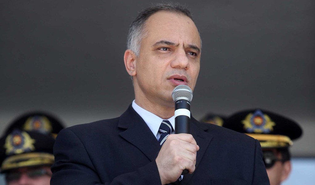 03/09/2012 - Solenidade de formatura do Curso de Formação de Soldados da Turma X/2011. Antonio Roberto Cesario de Sá, subsecretário de Planejamento e Integração Operacional. Foto Marcelo Horn (Foto: Aquiles Lins) 03/09/2012 - Solenidade de formatura do Curso de Formação de Soldados da Turma X/2011. Antonio Roberto Cesario de Sá, subsecretário de Planejamento e Integração Operacional. Foto Marcelo Horn