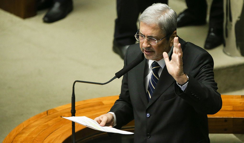Brasília - Deputado Antonio Imbassahy fala durante a sessão para votação da autorização ou não da abertura do processo de impeachment da presidenta Dilma Rousseff, no plenário da Câmara dos Deputados. ( Marcelo Camargo/Agência Brasil) (Foto: Gisele Federicce) Brasília - Deputado Antonio Imbassahy fala durante a sessão para votação da autorização ou não da abertura do processo de impeachment da presidenta Dilma Rousseff, no plenário da Câmara dos Deputados. ( Marcelo Camargo/Agência Brasil)