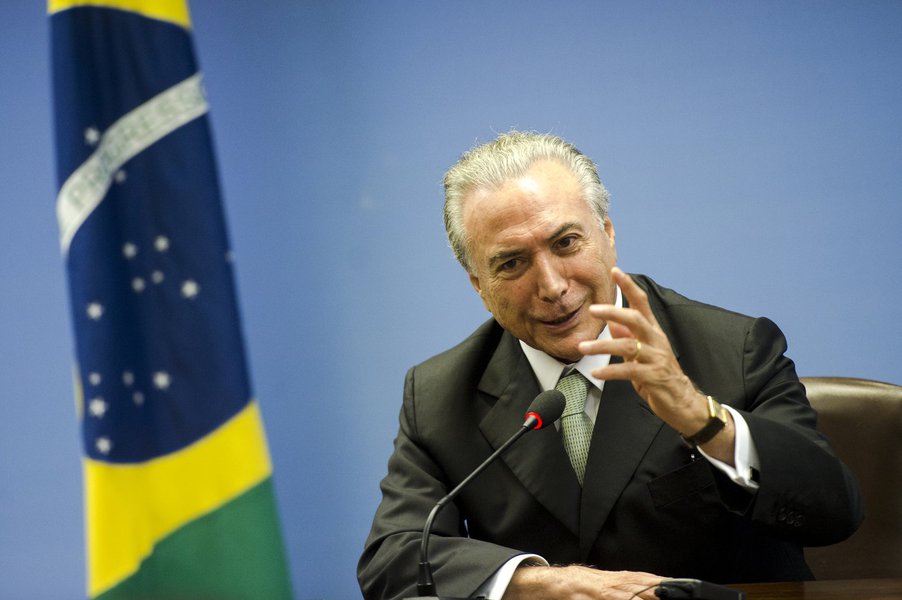 Brasília - O vice-presidente da República, Michel Temer, durante entrevista coletiva no Palácio Itamaraty (Marcelo Camargo/Agência Brasil) (Foto: Davis Sena Filho) Brasília - O vice-presidente da República, Michel Temer, durante entrevista coletiva no Palácio Itamaraty (Marcelo Camargo/Agência Brasil)