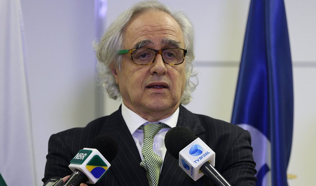 O jornalista Laerte Rimoli assume a presidência da EBC, e a diretoria-geral será comandada pela jornalista Christiane Samarco (Foto: Giuliana Miranda) O jornalista Laerte Rimoli assume a presidência da EBC, e a diretoria-geral será comandada pela jornalista Christiane Samarco