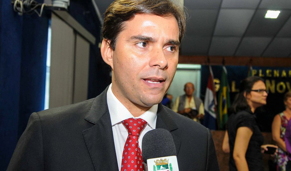 Comenda Arnon de Mello - Kelmann Vieira Presidente da Câmara Foto:Marco Antônio/Secom Maceió (Foto: Voney Malta) Comenda Arnon de Mello - Kelmann Vieira Presidente da Câmara Foto:Marco Antônio/Secom Maceió