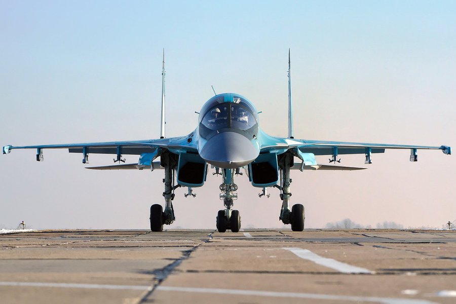 Caça russo Sukhoi 34 (SU-34) (Foto: Paulo Emílio) Caça russo Sukhoi 34 (SU-34)