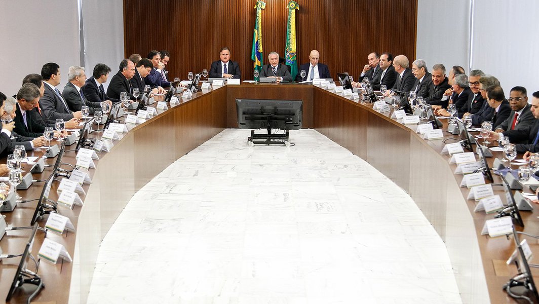 Brasília - DF, 15/06/2016. Presidente em Exercício Michel Temer durante reunião com líderes da base aliada da Câmara e do Senado. Foto: Beto Barata/PR (Foto: Gisele Federicce) Brasília - DF, 15/06/2016. Presidente em Exercício Michel Temer durante reunião com líderes da base aliada da Câmara e do Senado. Foto: Beto Barata/PR