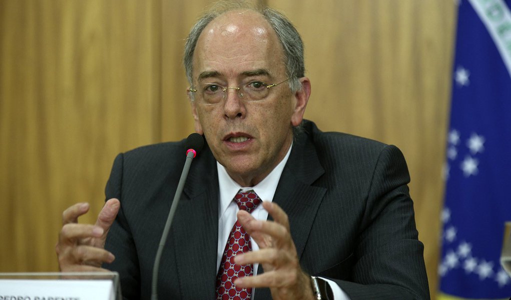 Brasília - O presidente indicado para a Petrobrás, Pedro Parente durante coletiva (Fabio Rodrigues Pozzebom/Agência Brasil) (Foto: Paulo Emílio) Brasília - O presidente indicado para a Petrobrás, Pedro Parente durante coletiva (Fabio Rodrigues Pozzebom/Agência Brasil)