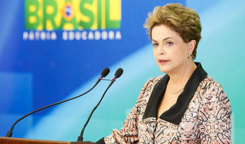 Brasília - DF, 19/04/2016. Presidenta Dilma Rousseff durante coletiva de imprensa. Foto: Roberto Stuckert Filho/PR (Foto: Aquiles Lins) Brasília - DF, 19/04/2016. Presidenta Dilma Rousseff durante coletiva de imprensa. Foto: Roberto Stuckert Filho/PR