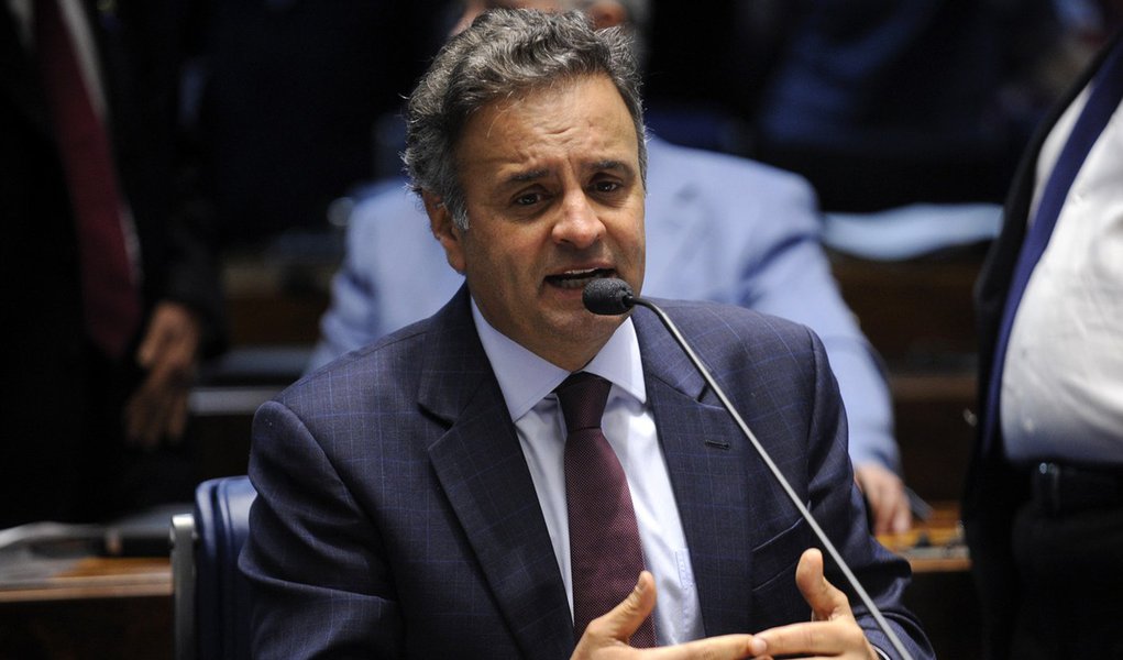 Plenário do Senado durante sessão deliberativa ordinária. Em pronunciameto, senador Aécio Neves (PSDB-MG). Foto: Jefferson Rudy/Agência Senado (Foto: Gisele Federicce) Plenário do Senado durante sessão deliberativa ordinária. Em pronunciameto, senador Aécio Neves (PSDB-MG). Foto: Jefferson Rudy/Agência Senado