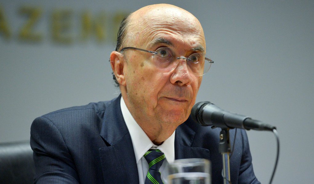 Bras�lia - O ministro da Fazenda, Henrique Meirelles anuncia durante entrevista a imprensa, o novo presidente do Banco Central, o economista Ilan Goldfajn (Jos� Cruz/Ag�ncia Brasil) (Foto: Leonardo Attuch) Bras�lia - O ministro da Fazenda, Henrique Meirelles anuncia durante entrevista a imprensa, o novo presidente do Banco Central, o economista Ilan Goldfajn (Jos� Cruz/Ag�ncia Brasil)