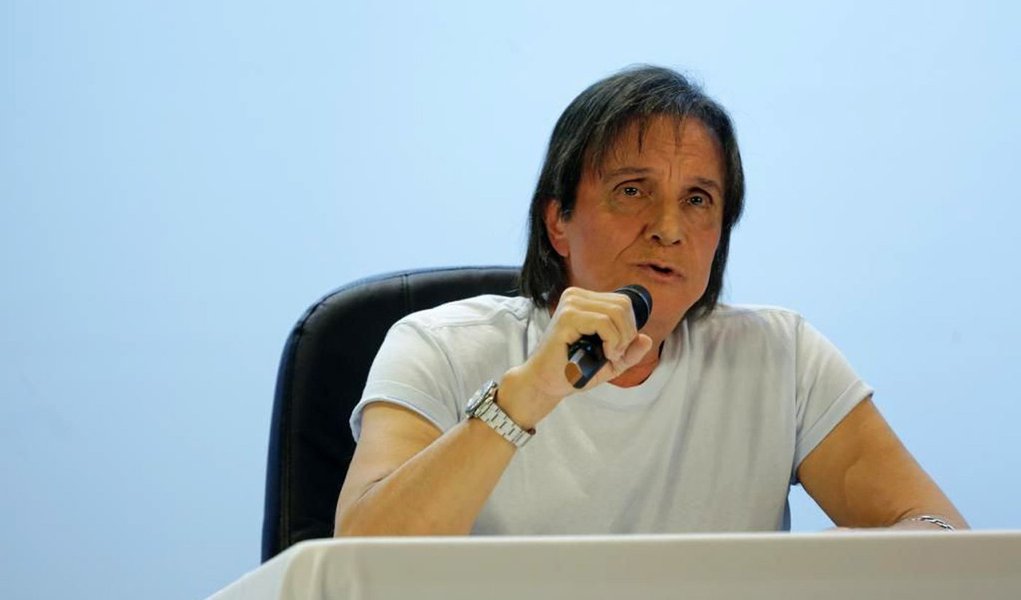 Roberto Carlos participou do Manhã Bandeirantes (Foto: Gustavo Conde) Roberto Carlos participou do Manhã Bandeirantes