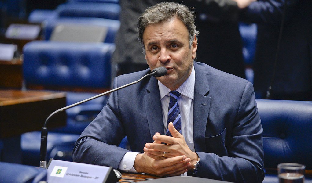 Plenário do Senado durante sessão deliberativa ordinária. Em pronunciamento, senador Aécio Neves (PSDB-MG). Foto: Jefferson Rudy/Agência Senado (Foto: Gisele Federicce) www.brasil247.com - Plenário do Senado durante sessão deliberativa ordinária. Em pronunciamento, senador Aécio Neves (PSDB-MG). Foto: Jefferson Rudy/Agência Senado