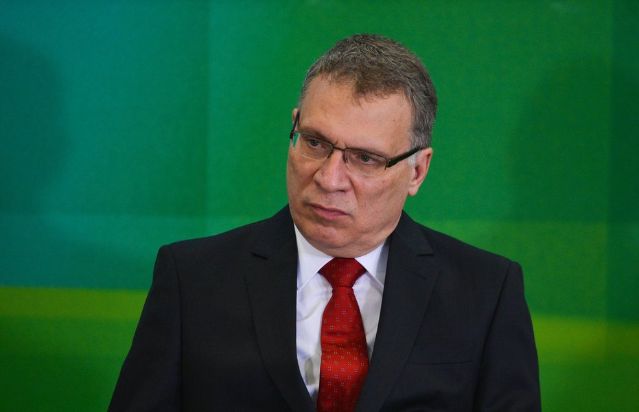 Brasília - O novo ministro da Justiça, Eugênio Aragão, durante cerimônia de posse (José Cruz/Agência Brasil) (Foto: Leonardo Attuch) Brasília - O novo ministro da Justiça, Eugênio Aragão, durante cerimônia de posse (José Cruz/Agência Brasil)