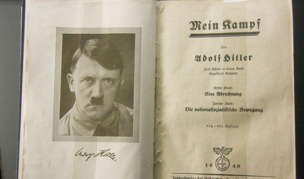 Mein Kampf hitler (Foto: Giuliana Miranda) Mein Kampf hitler