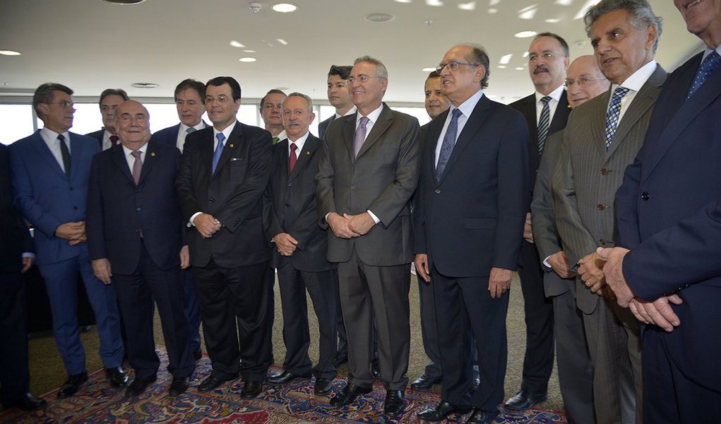 Brasília – O presidente do Tribunal Superior Eleitoral (TSE), Gilmar Mendes, durante reunião com parlamentares no TSE, após o café da manhã. (José Cruz/Agência Brasil) (Foto: Aquiles Lins) Brasília – O presidente do Tribunal Superior Eleitoral (TSE), Gilmar Mendes, durante reunião com parlamentares no TSE, após o café da manhã. (José Cruz/Agência Brasil)