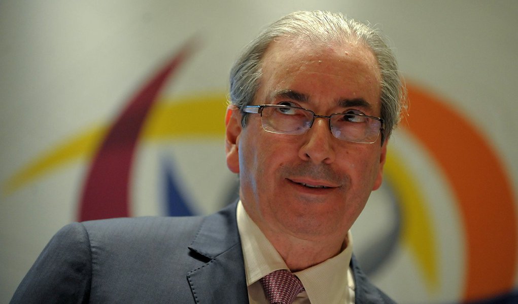 Rio de Janeiro - O presidente da Câmara dos Deputados, Eduardo Cunha, encerra o 5º Congresso Fluminense de Municípios, em Copacabana. (Foto: Alex Solnik) Rio de Janeiro - O presidente da Câmara dos Deputados, Eduardo Cunha, encerra o 5º Congresso Fluminense de Municípios, em Copacabana.