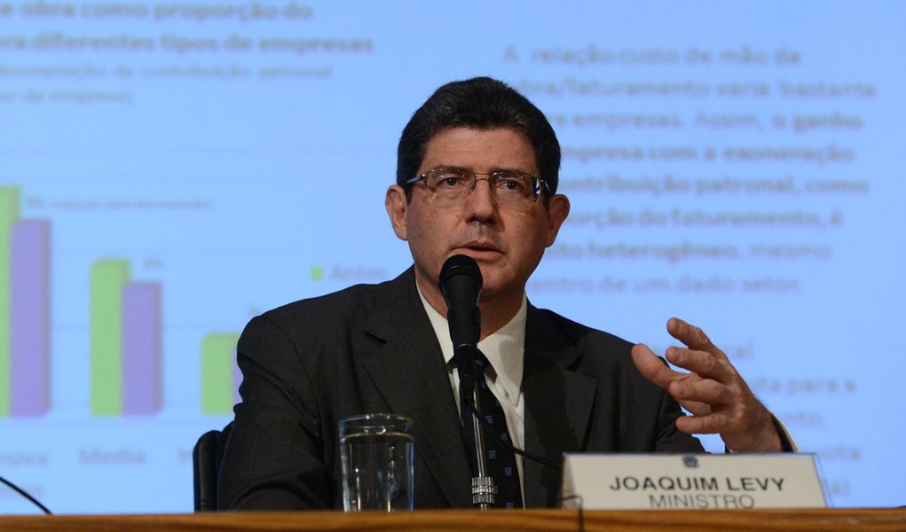 Brasília- DF- Brasil- 27/02/2015- O ministro da Fazenda, Joaquim Levy, fala sobre a redução da desoneração da folha de pagamentos (Valter Campanato/Agência Brasil) (Foto: Leonardo Attuch) Brasília- DF- Brasil- 27/02/2015- O ministro da Fazenda, Joaquim Levy, fala sobre a redução da desoneração da folha de pagamentos (Valter Campanato/Agência Brasil)