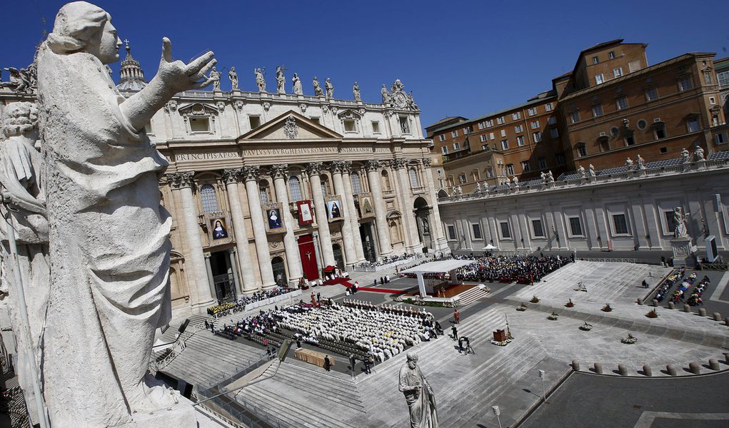 Vista geral da praça de São Pedro, no Vaticano 17/5/2015 REUTERS/Tony Gentile (Foto: José Barbacena) Vista geral da praça de São Pedro, no Vaticano 17/5/2015 REUTERS/Tony Gentile