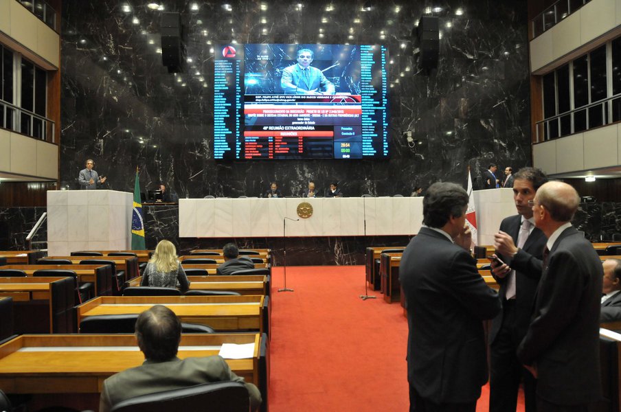 Deputados (Foto: Luis Mauro Queiroz) Deputados