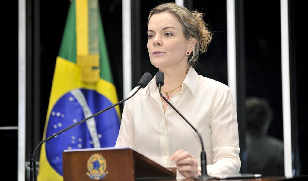 Plenário do Senado Federal durante sessão não deliberativa ordinária. Em discurso, senadora Gleisi Hoffmann (PT-PR). Foto: Waldemir Barreto /Agência Senado (Foto: Roberta Namour) Plenário do Senado Federal durante sessão não deliberativa ordinária. Em discurso, senadora Gleisi Hoffmann (PT-PR). Foto: Waldemir Barreto /Agência Senado