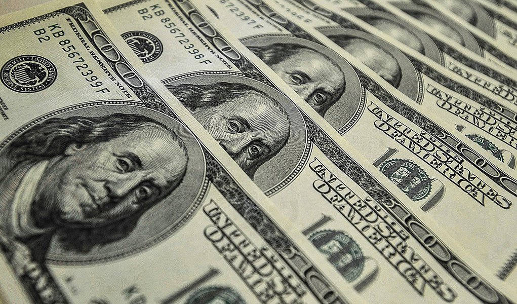Dolar-Moeda estrangeira (Foto: Leonardo Attuch) Dolar-Moeda estrangeira