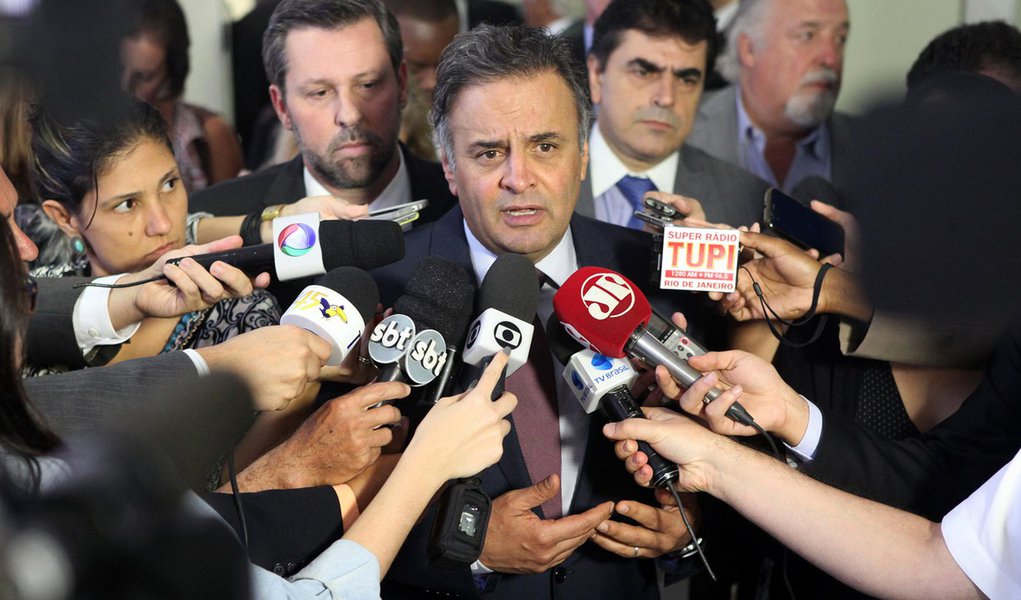 26/11/2015 - Brasília - DF - O senador Aécio Neves, durante reunião da Executiva Nacional do PSDB. Foto: George Gianni/ PSDB (Foto: Paulo Emílio) 26/11/2015 - Brasília - DF - O senador Aécio Neves, durante reunião da Executiva Nacional do PSDB. Foto: George Gianni/ PSDB