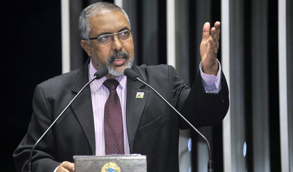 Plenário do Senado Federal durante sessão deliberativa ordinária. Em discurso, senador Paulo Paim (PT-RS). Foto: Waldemir Barreto/Agência Senado (Foto: Leonardo Lucena) Plenário do Senado Federal durante sessão deliberativa ordinária. Em discurso, senador Paulo Paim (PT-RS). Foto: Waldemir Barreto/Agência Senado
