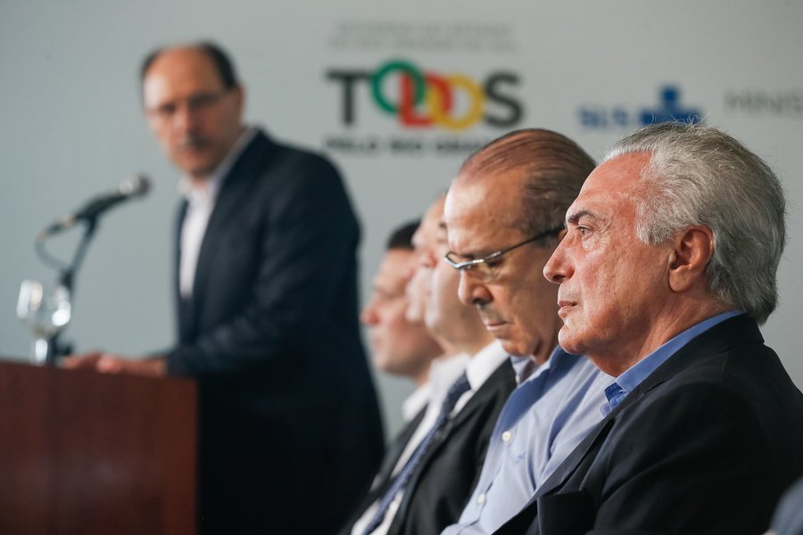 (Esteio - RS, 09/01/2017) Cerimônia de anuncio de renovação da frota de ambulâncias do SAMU: 340 veículos para o País, 61 para o Rio Grande do Sul. Foto: Beto Barata/PR (Foto: Gisele Federicce) (Esteio - RS, 09/01/2017) Cerimônia de anuncio de renovação da frota de ambulâncias do SAMU: 340 veículos para o País, 61 para o Rio Grande do Sul. Foto: Beto Barata/PR
