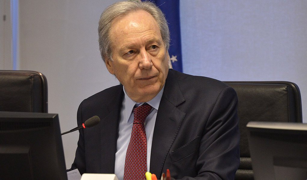 O Conselho Nacional de Justiça (CNJ) faz a 195ª Sessão Ordinária. A primeira sessão do ministro Ricardo Lewandowski como presidente do CNJ e do Supremo Tribunal Federal (Antônio Cruz/Agência Brasil) (Foto: Aquiles Lins) O Conselho Nacional de Justiça (CNJ) faz a 195ª Sessão Ordinária. A primeira sessão do ministro Ricardo Lewandowski como presidente do CNJ e do Supremo Tribunal Federal (Antônio Cruz/Agência Brasil)