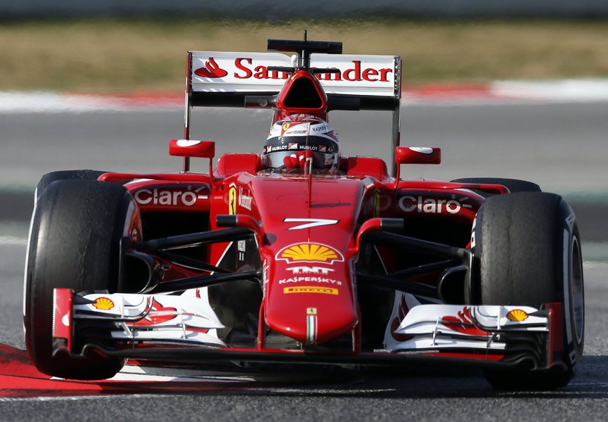 Ferrari Formula One driver Kimi Raikkonen of Finland drives his car during testing session at the Catalunya racetrack in Montmelo, near Barcelona February 20, 2015. REUTERS/Albert Gea (SPAIN - Tags: SPORT MOTORSPORT F1) (Foto: Luis Mauro Queiroz) Ferrari Formula One driver Kimi Raikkonen of Finland drives his car during testing session at the Catalunya racetrack in Montmelo, near Barcelona February 20, 2015. REUTERS/Albert Gea (SPAIN - Tags: SPORT MOTORSPORT F1)