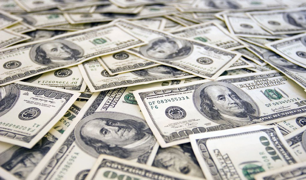 dolar (Foto: Leonardo Attuch) dolar