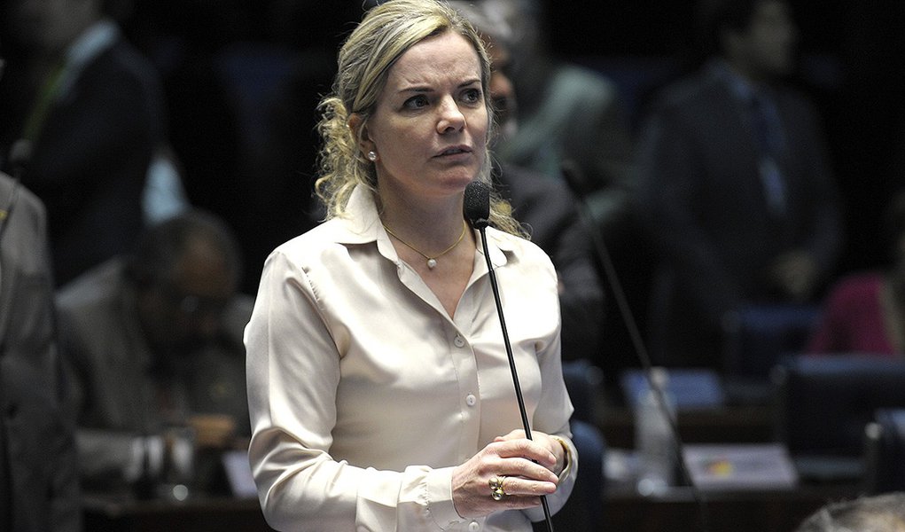 Plenário do Senado durante sessão deliberativa ordinária.
Em pronunciamento, senadora Gleisi Hoffmann (PT-PR).
Foto: Jefferson Rudy/Agência Senado (Foto: Romulo Faro) Plenário do Senado durante sessão deliberativa ordinária.
Em pronunciamento, senadora Gleisi Hoffmann (PT-PR).
Foto: Jefferson Rudy/Agência Senado