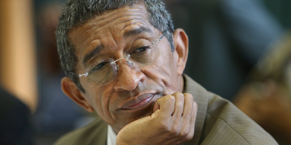 DF - VICENTINHO/ENTREVISTA - POL�TICA - O l�der do PT na C�mara, Vicentinho Paulo da Silva (SP), concede entrevista aos jornalistas na lideran�a do Partido, na C�mara dos Deputados, em Bras�lia, nesta quinta-feira. 06/03/2014 - Foto: DIDA SAMPAIO/ES (Foto: Leonardo Attuch) DF - VICENTINHO/ENTREVISTA - POL�TICA - O l�der do PT na C�mara, Vicentinho Paulo da Silva (SP), concede entrevista aos jornalistas na lideran�a do Partido, na C�mara dos Deputados, em Bras�lia, nesta quinta-feira. 06/03/2014 - Foto: DIDA SAMPAIO/ES