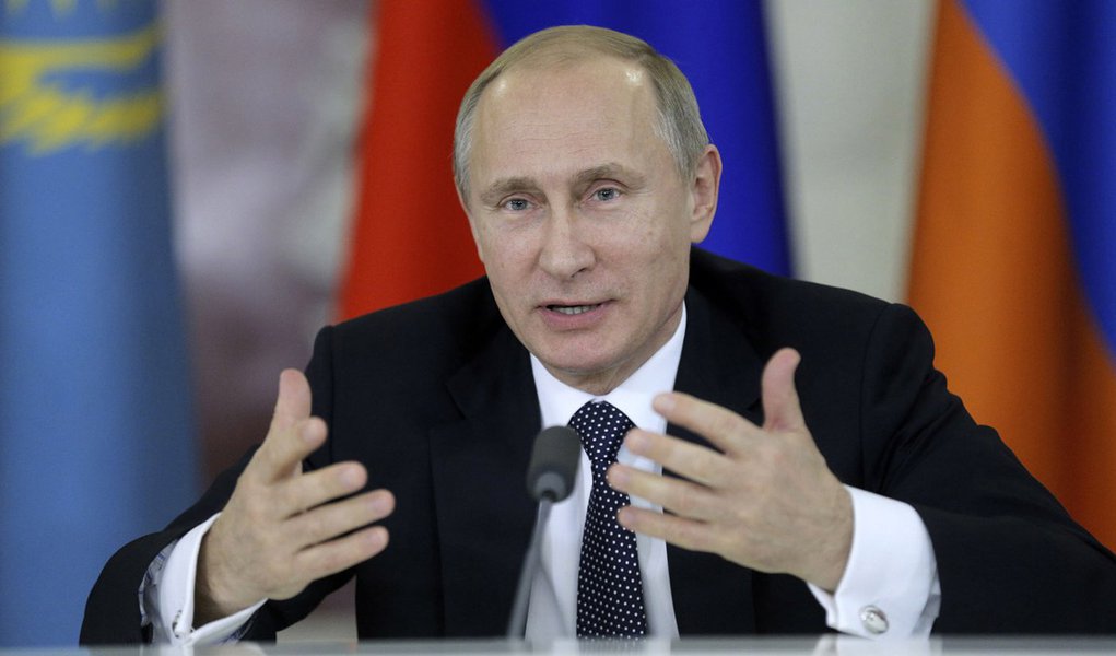 Presidente russo, Vladimir Putin, em foto de arquivo no Kremlin, em Moscou. 23/12/2014 REUTERS/Maxim Shipenkov (Foto: Alex Solnik) Presidente russo, Vladimir Putin, em foto de arquivo no Kremlin, em Moscou. 23/12/2014 REUTERS/Maxim Shipenkov