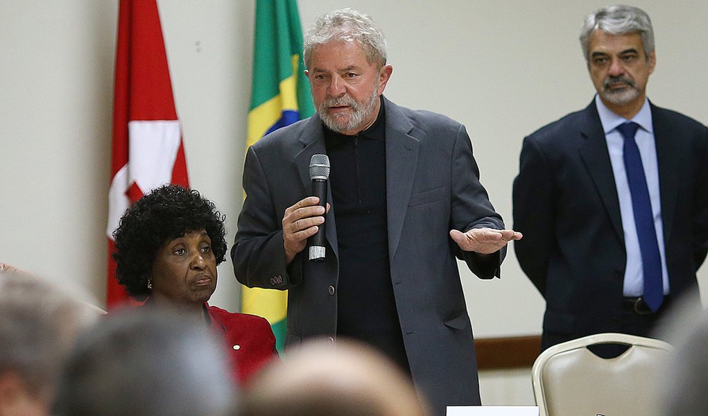 29/06/2015- Brasília- DF, Brasil- O ex-presidente Luiz Inácio Lula da Silva, se reúne, com as bancadas do PT no Senado e na Câmara dos Deputados. Foto: Ricardo Stuckert/ Instituto Lula (Foto: Davis Sena Filho) 29/06/2015- Brasília- DF, Brasil- O ex-presidente Luiz Inácio Lula da Silva, se reúne, com as bancadas do PT no Senado e na Câmara dos Deputados. Foto: Ricardo Stuckert/ Instituto Lula