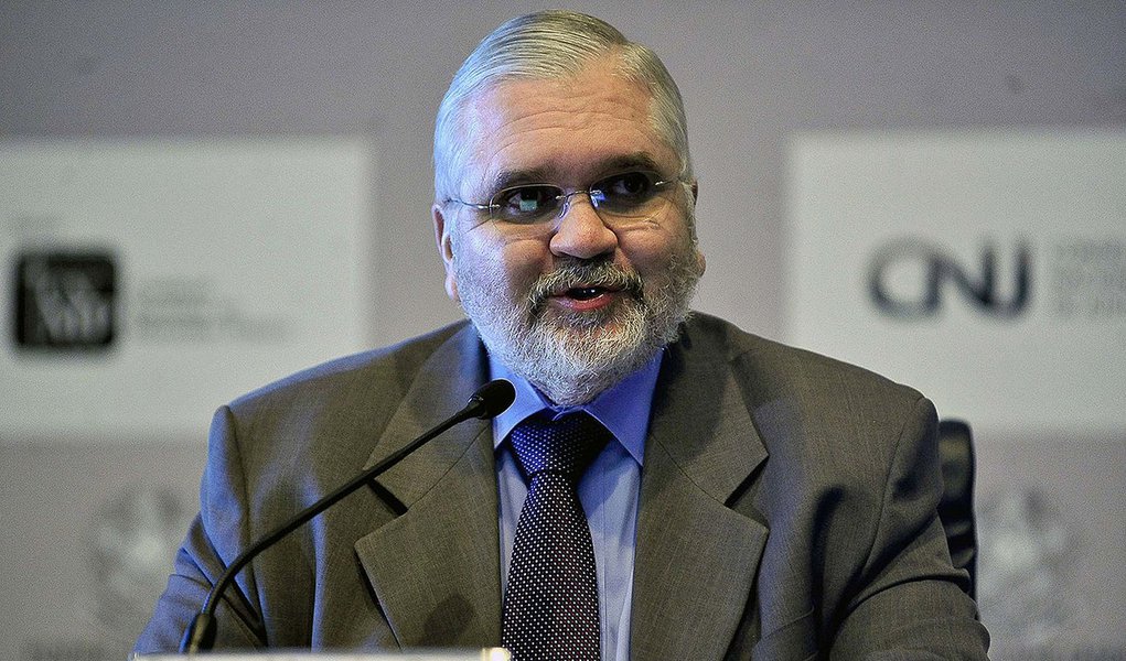Brasília - O Seminário Nacional de Probidade Administrativa termina hoje (1°), no auditório do Superior Tribunal de Justiça (STJ). O encontro começou ontem (31) e é promovido pelo CNJ. O objetivo é avaliar a experiência dos 20 anos da Lei de Improbidade e (Foto: Voney Malta) Brasília - O Seminário Nacional de Probidade Administrativa termina hoje (1°), no auditório do Superior Tribunal de Justiça (STJ). O encontro começou ontem (31) e é promovido pelo CNJ. O objetivo é avaliar a experiência dos 20 anos da Lei de Improbidade e