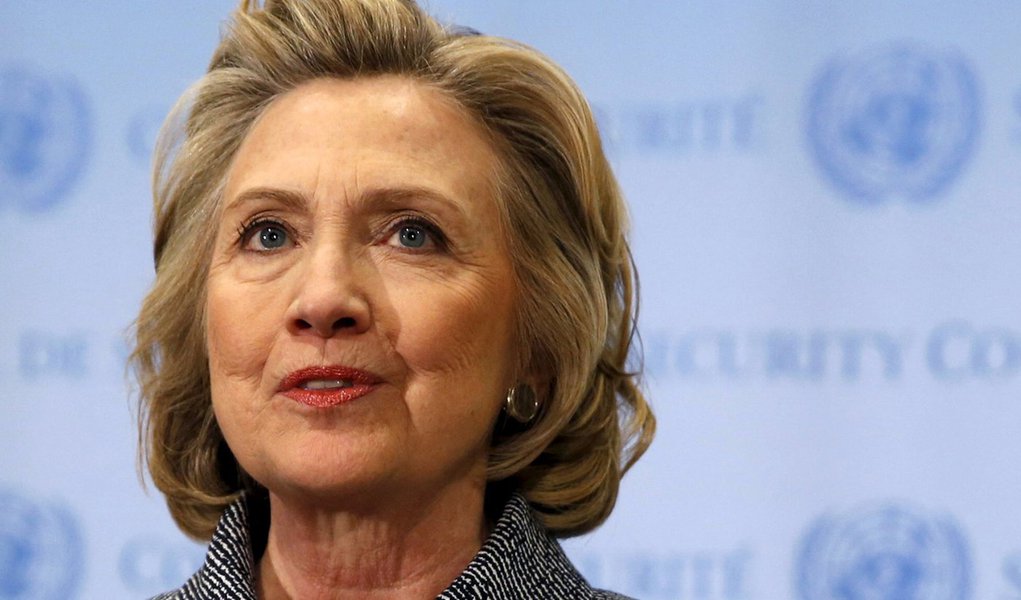 Foto de arquivo da ex-secretária de Estado dos EUA Hillary Clinton em Nova York. 10/03/2015 REUTERS/Mike Segar (Foto: Gisele Federicce) Foto de arquivo da ex-secretária de Estado dos EUA Hillary Clinton em Nova York. 10/03/2015 REUTERS/Mike Segar