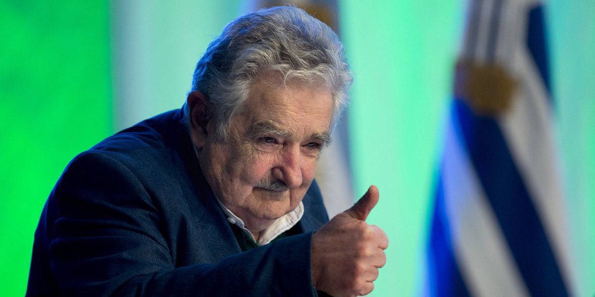 Uruguay's President Jose Mujica speaks during a ceremony to launch a new catamaran ferry between Montevideo and Buenos Aires in Buenos Aires, Argentina, Monday, Sept. 30, 2013. The ferry that will begin operating Oct. 2 and will cut the travel time betw (Foto: José Barbacena) Uruguay's President Jose Mujica speaks during a ceremony to launch a new catamaran ferry between Montevideo and Buenos Aires in Buenos Aires, Argentina, Monday, Sept. 30, 2013. The ferry that will begin operating Oct. 2 and will cut the travel time betw