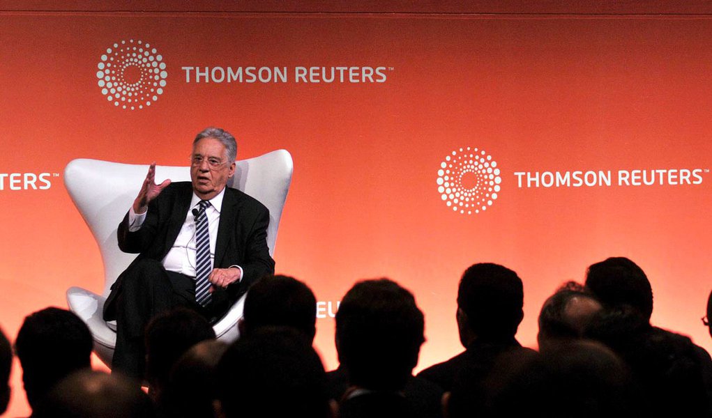 SÃO PAULO, SP - 20.05.2013: FHC/PALESTRA/EXECUTIVOS/SP - O ex-presidente Fernando Henrique Cardoso dá palestra para executivos da Thomson Reuters no hotel Unique, na avenida Brigadeiro Luís Antônio, na zona sul da capital paulista, nesta segunda-feira. (F (Foto: Ricardo Fonseca) SÃO PAULO, SP - 20.05.2013: FHC/PALESTRA/EXECUTIVOS/SP - O ex-presidente Fernando Henrique Cardoso dá palestra para executivos da Thomson Reuters no hotel Unique, na avenida Brigadeiro Luís Antônio, na zona sul da capital paulista, nesta segunda-feira. (F