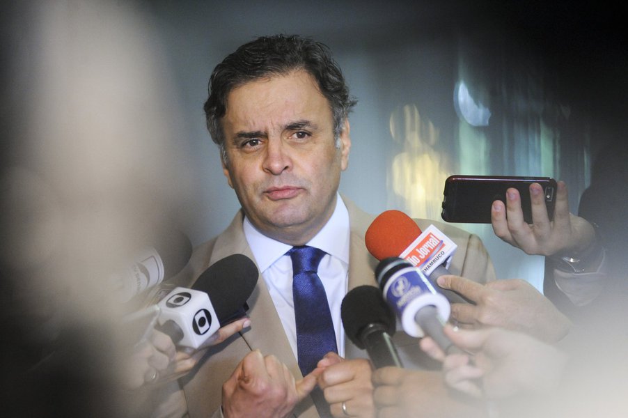 Senador Aécio Neves (PSDB-MG) concede entrevista.
Foto: Pedro França/Agência Senado (Foto: Altamiro Borges) Senador Aécio Neves (PSDB-MG) concede entrevista.
Foto: Pedro França/Agência Senado