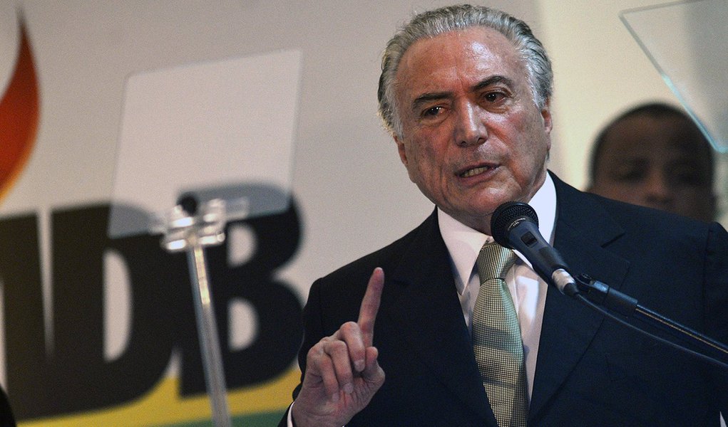 Brasília - O vice-presidente da República e presidente nacional do PMDB, Michel Temer, participa do Congresso da Fundação Ulysses Guimarães e do PMDB, em Brasília (José Cruz/Agência Brasil) (Foto: Gisele Federicce) Brasília - O vice-presidente da República e presidente nacional do PMDB, Michel Temer, participa do Congresso da Fundação Ulysses Guimarães e do PMDB, em Brasília (José Cruz/Agência Brasil)