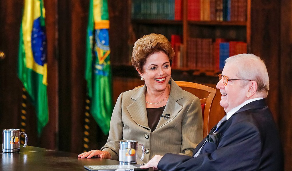 Brasília - DF, 11/06/2015. Presidenta Dilma Rousseff durante entrevista ao Jô Soares. Foto: Roberto Stuckert Filho/PR (Foto: Roberta Namour) Brasília - DF, 11/06/2015. Presidenta Dilma Rousseff durante entrevista ao Jô Soares. Foto: Roberto Stuckert Filho/PR