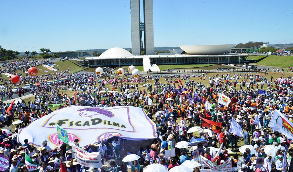 A Marcha das Margaridas iniciou a caminhada em direção à Esplanada dos Ministérios, a mobilização das trabalhadoras rurais saiu do Estádio Nacional Mané Garrincha e seguiu até o Congresso Nacional (José Cruz/Agência Brasil) (Foto: Mariana Tripode) A Marcha das Margaridas iniciou a caminhada em direção à Esplanada dos Ministérios, a mobilização das trabalhadoras rurais saiu do Estádio Nacional Mané Garrincha e seguiu até o Congresso Nacional (José Cruz/Agência Brasil)