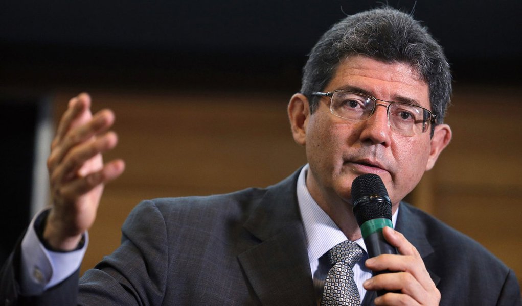 Ministro da Fazenda, Joaquim Levy, em discurso em São Paulo. 23/02/2014 REUTERS/Paulo Whitaker (Foto: Leonardo Attuch) Ministro da Fazenda, Joaquim Levy, em discurso em São Paulo. 23/02/2014 REUTERS/Paulo Whitaker