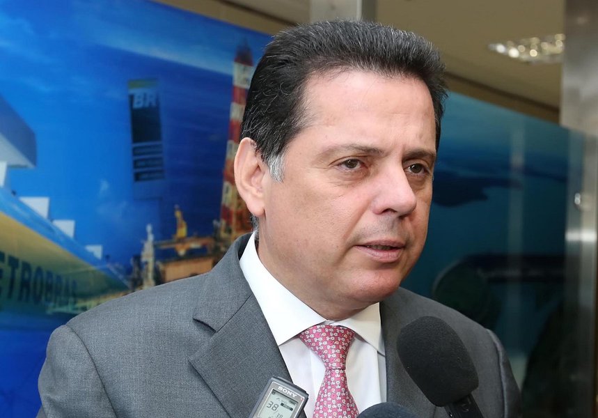 Assunto: Audi�ncia com Secret�rio do Tesouro Nacional. Local: Pal�cio das Esmeralda. Na foto: Governador Marconi. Data: 06-02-13 Foto: Henrique Luiz (Foto: Realle Palazzo-Martini) Assunto: Audi�ncia com Secret�rio do Tesouro Nacional. Local: Pal�cio das Esmeralda. Na foto: Governador Marconi. Data: 06-02-13 Foto: Henrique Luiz
